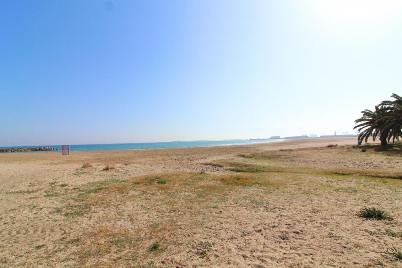 Global Properties, Estudio Para Parejas En La Playa Del Sagunto Eksteriør bilde